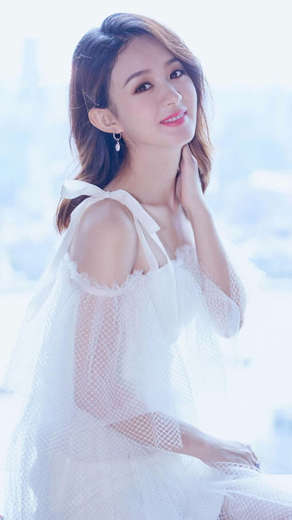 爱游戏直播-费兰·托雷斯助攻火力全开，皇马攻势如虹，费兰托雷斯转会费