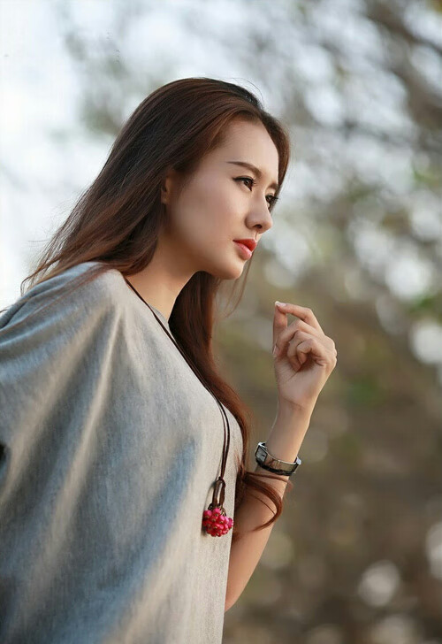 爱游戏在线服务-足球产业新技术应用不断创新，推动行业健康高速发展，加快足球事业发展